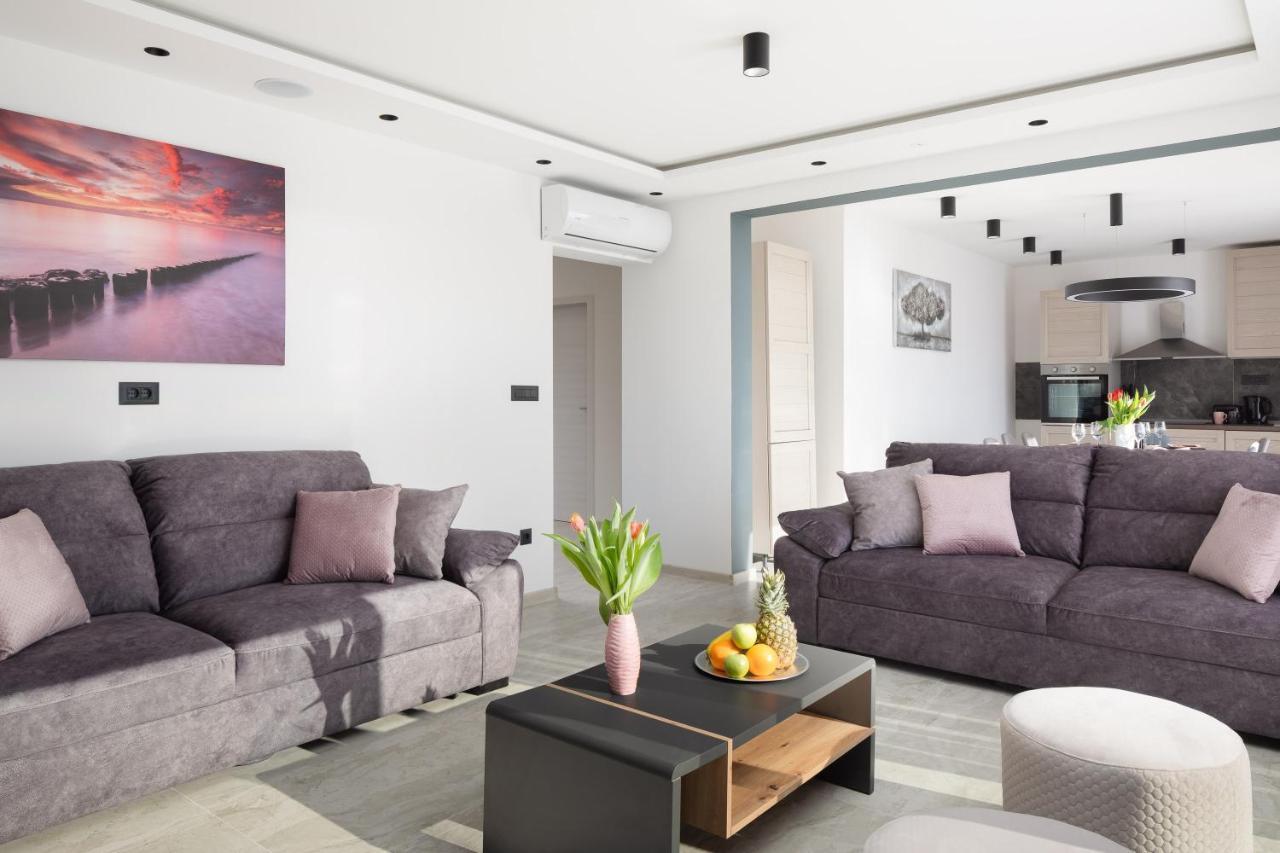 Luxury Apartment Lorena - Private Heated Pool - Jesenice  Eksteriør bilde