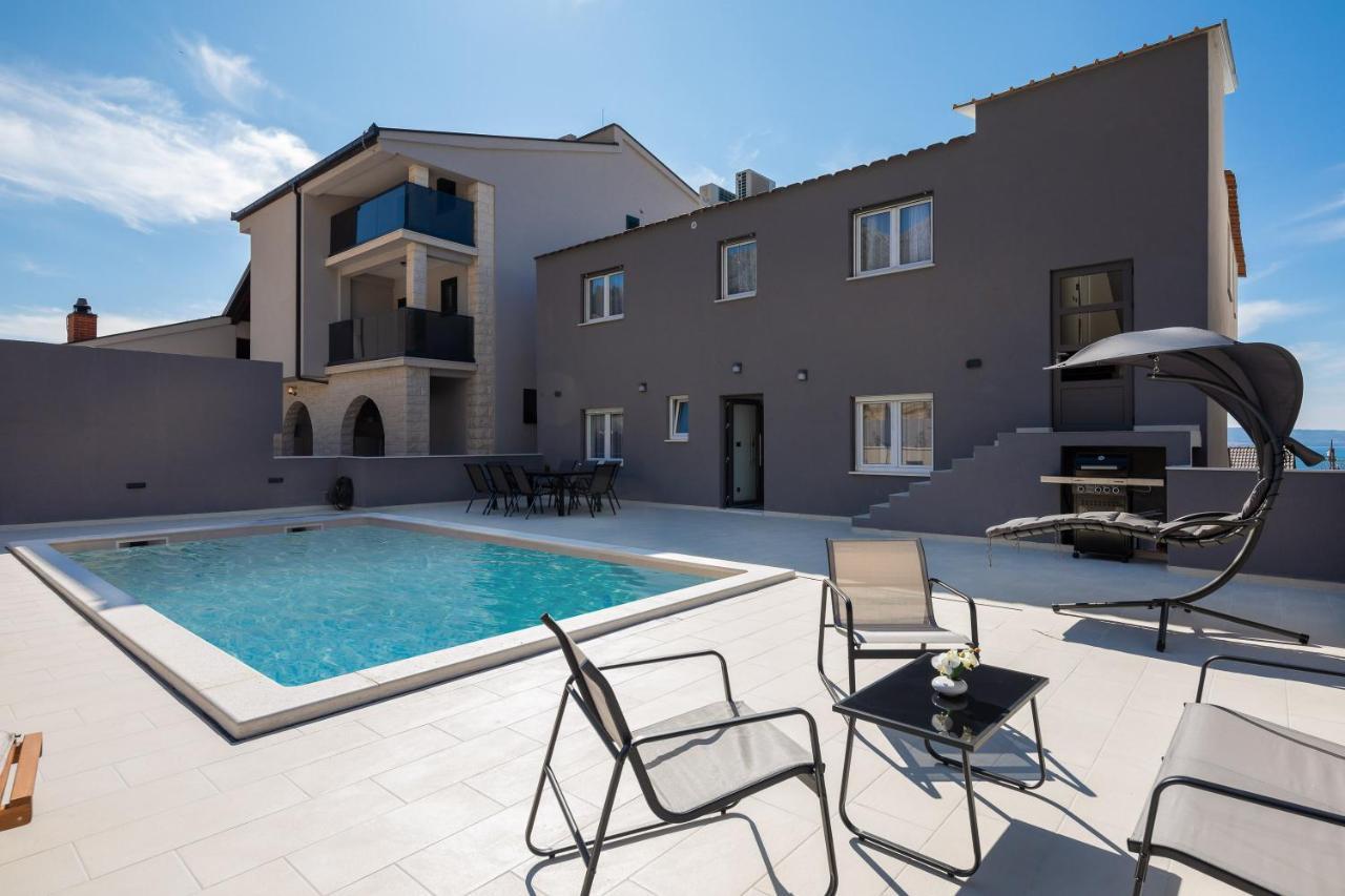 Luxury Apartment Lorena - Private Heated Pool - Jesenice  Eksteriør bilde